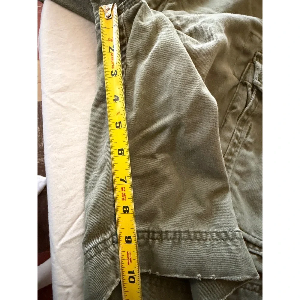 Abercrombie & Fitch Cargo Shorts Mens 33 Green Cotton Distressed